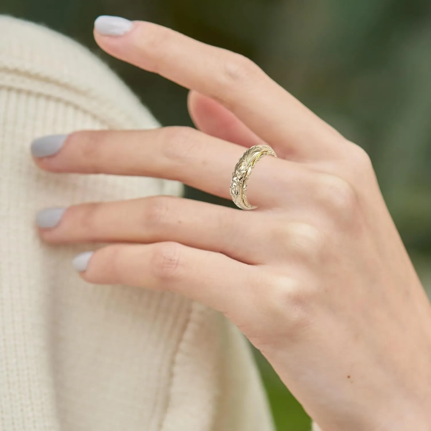 Dainty Engraved Plumeria Flower Ring, 14K Gold Plated Hawaiian Princess Plumeria Flower Scroll Promise Ring Stackable Wedding Engagement Band Jewelry for Women or Men