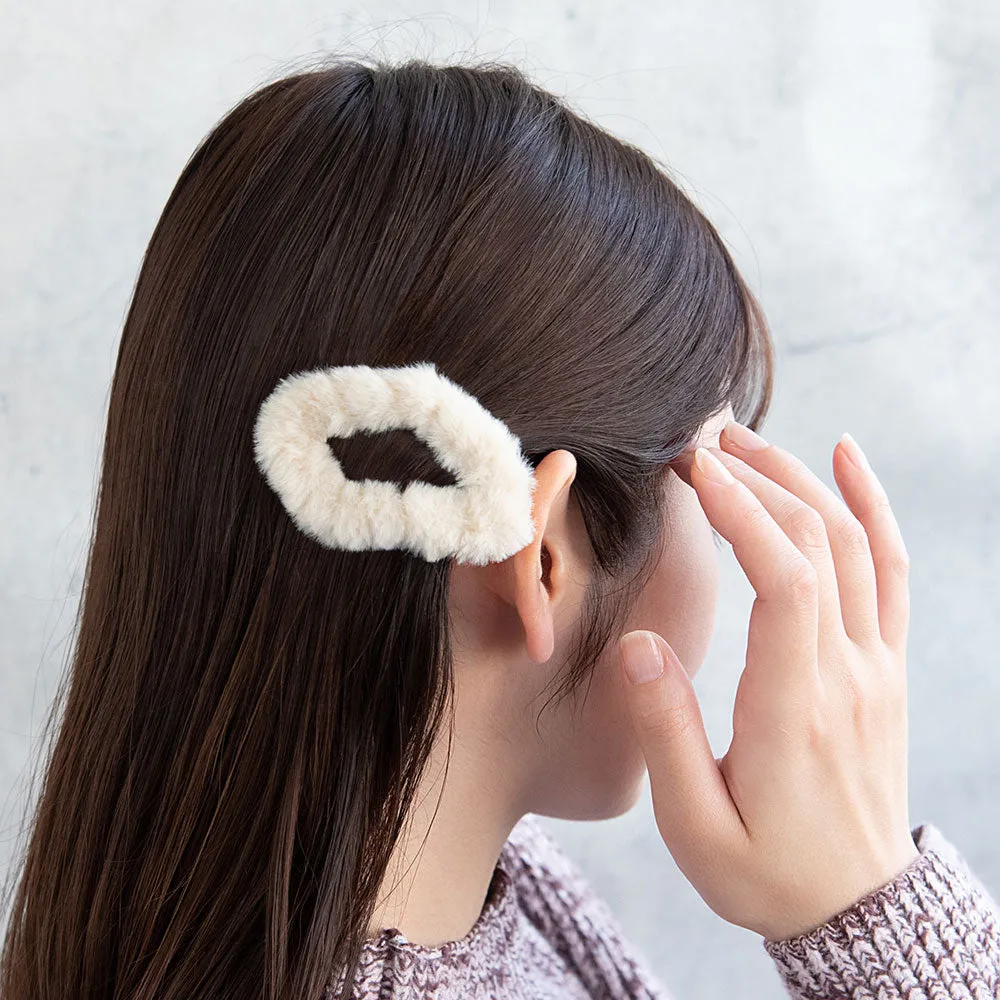 Fluffy Oval Hairpin