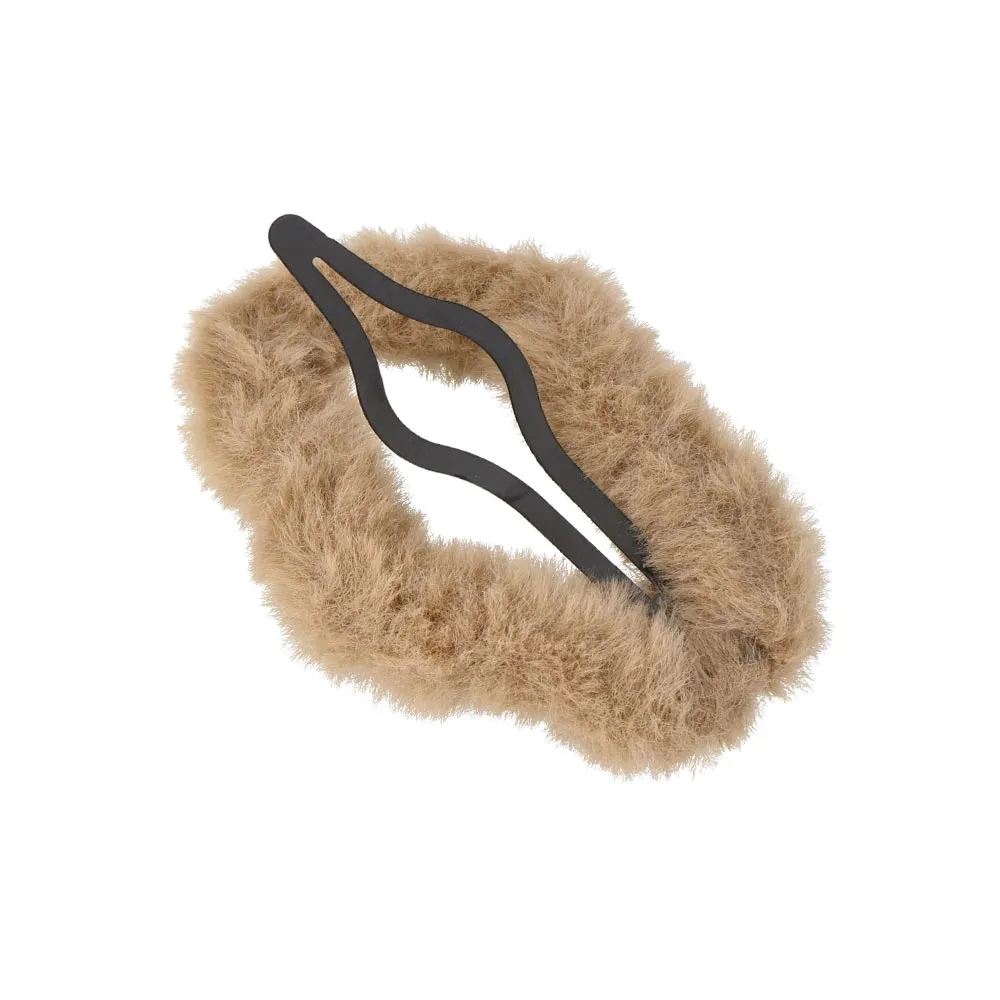 Fluffy Oval Hairpin
