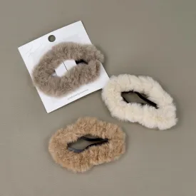 Fluffy Oval Hairpin
