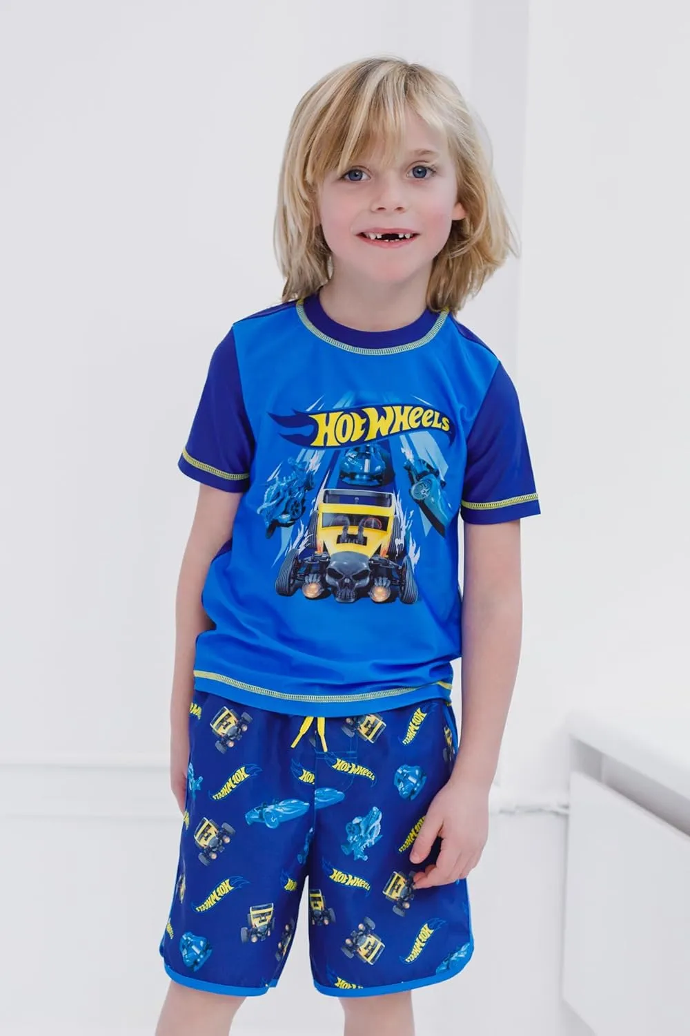 Hot Wheels UPF 50  Pullover Rash Guard and Swim Trunks Outfit Set Toddler to Big Kid