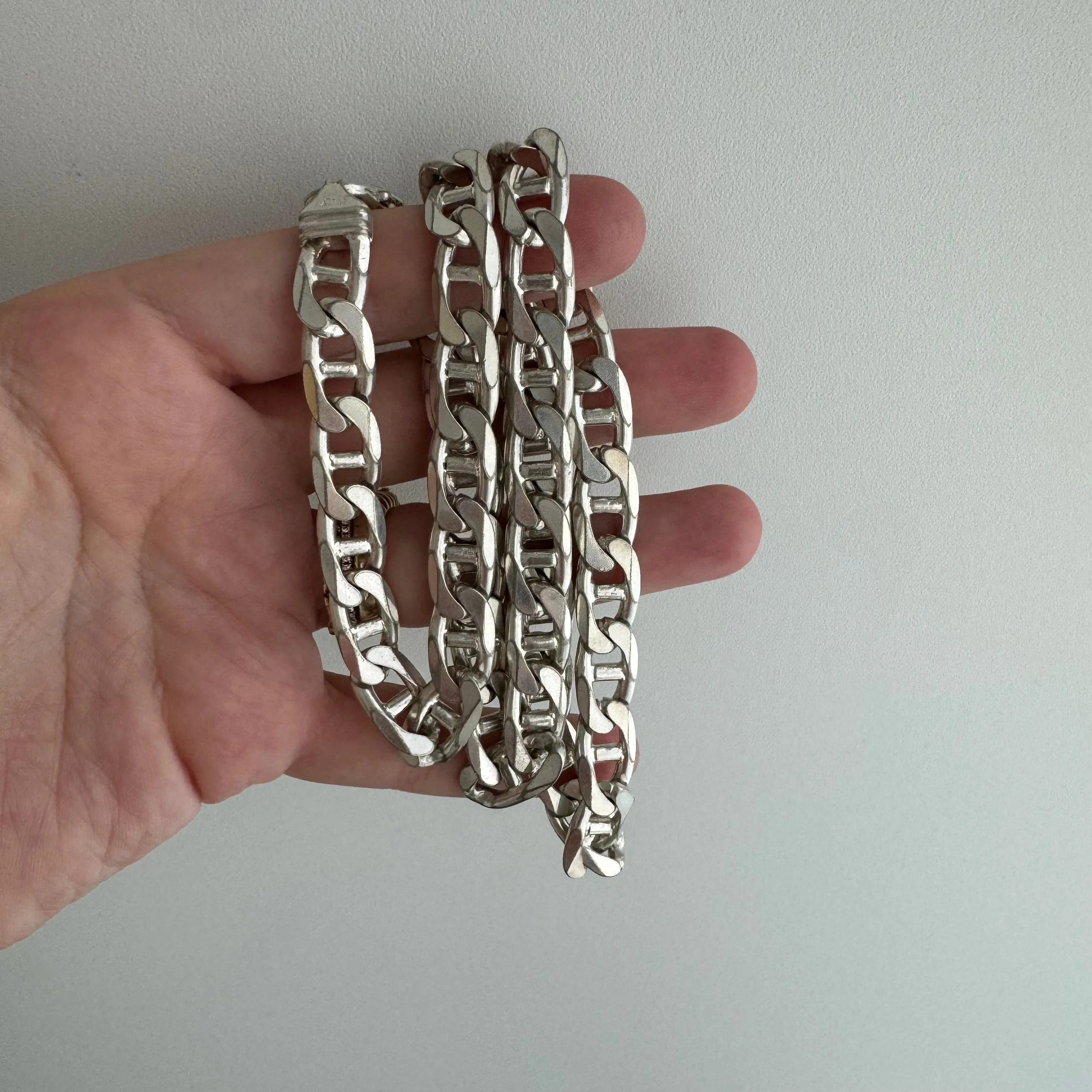 P R E - L O V E D // chunky anchor / sterling silver wide flat anchor link chain necklace / 22.25", 73.8g