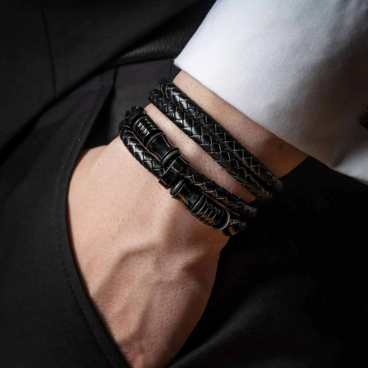 SERASAR Premium Leather Bracelet Men | Stainless Steel Magnetic Clasp | Three Colors | Jewelry Box Included